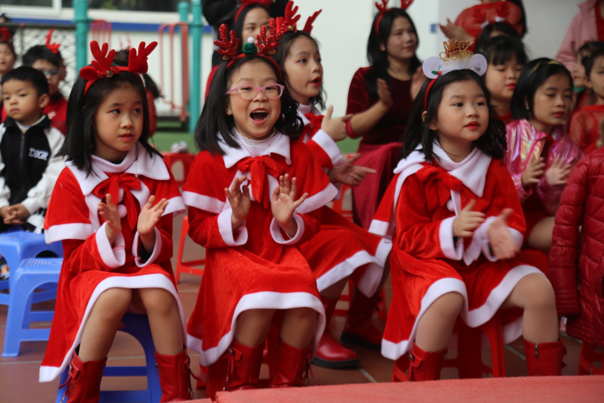 VICTORY’S MIRACLE ADVENTURE: CÙNG VICSERS TIỂU HỌC LÊN CHUYẾN XE TUẦN LỘC – KHÁM PHÁ GIÁNG SINH DIỆU KỲ 53 320005274 708396510672935 536459245758789472 n