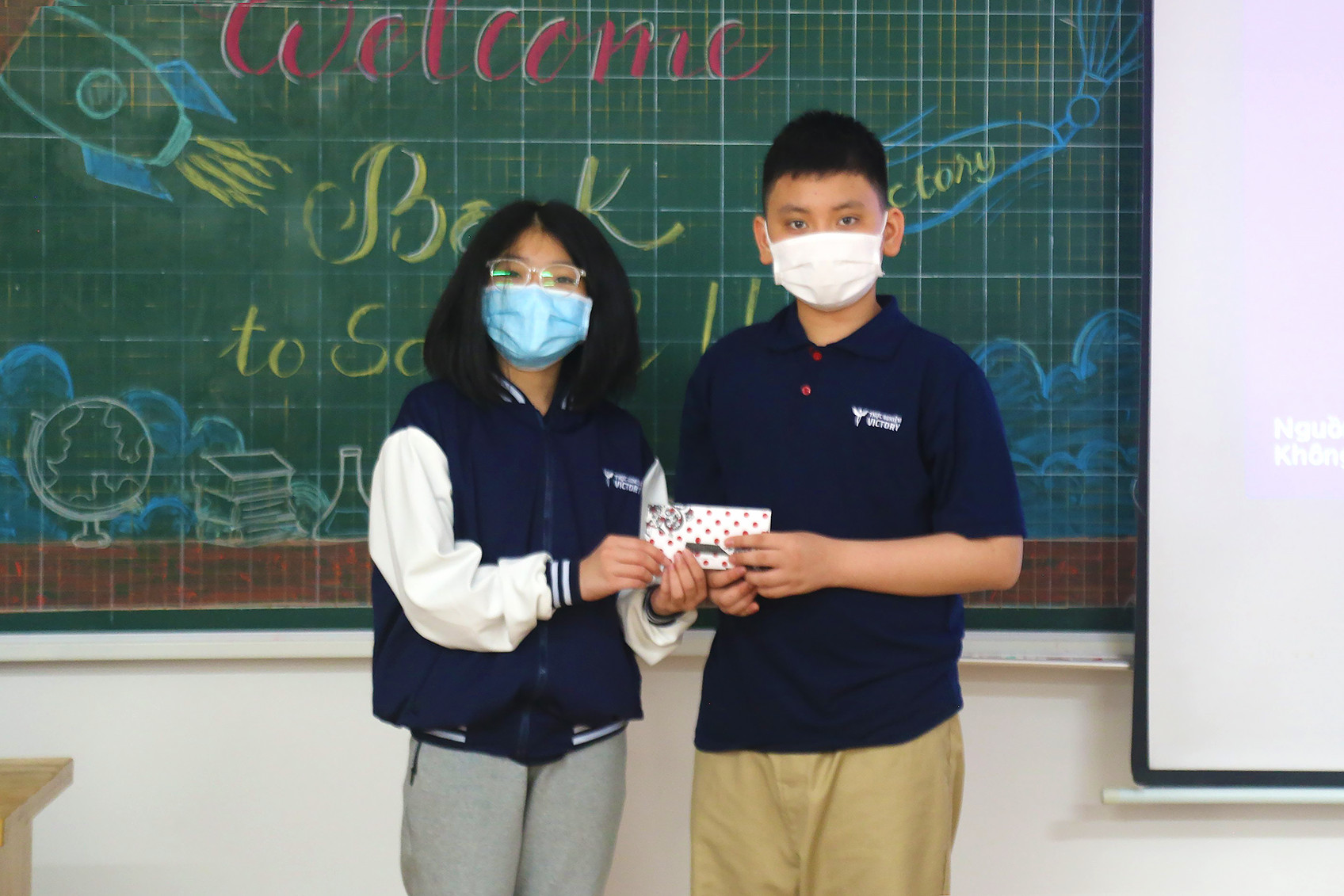 3b1398b7-0171-49f6-bf19-6c6b442df667 3b1398b7 0171 49f6 bf19 6c6b442df667