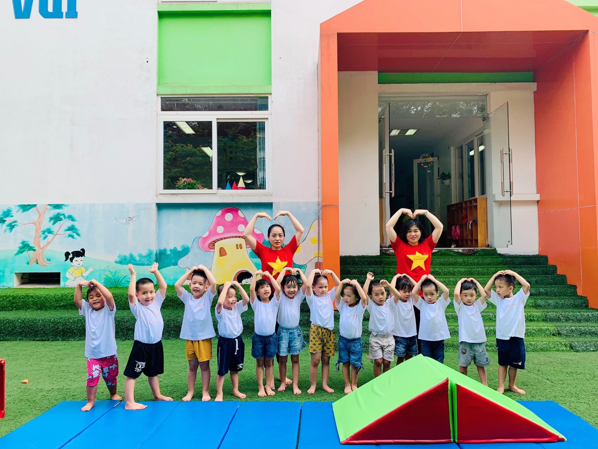 9272da1eeb1e16404f0f 2