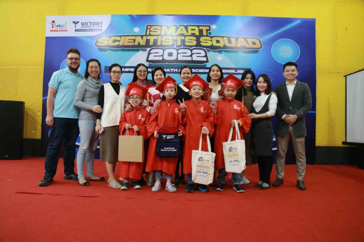 KHỞI ĐỘNG THÁNG 12 “RỰC LỬA” VỚI SÂN CHƠI CỦA NHỮNG NHÀ KHOA HỌC NHÍ ?????? ????????? ????? ???? – ???? 49 IMG 8138 1