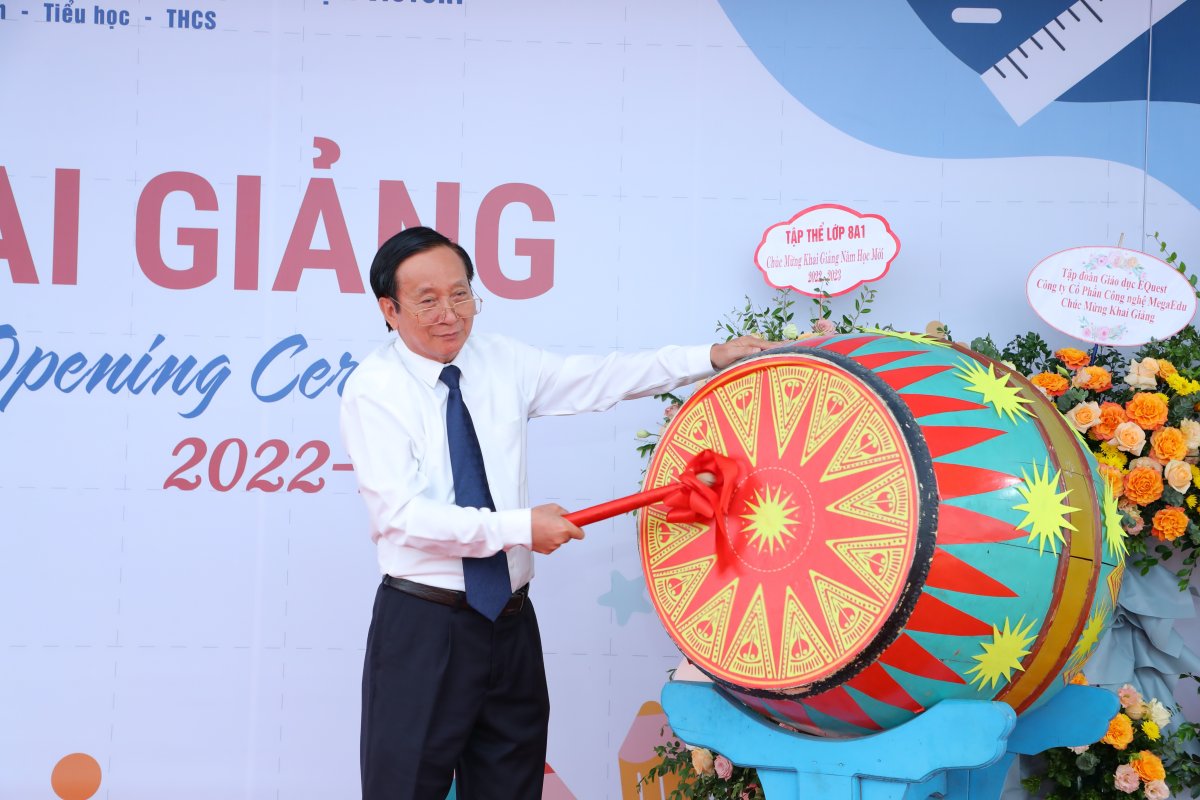 khai giang victory 7