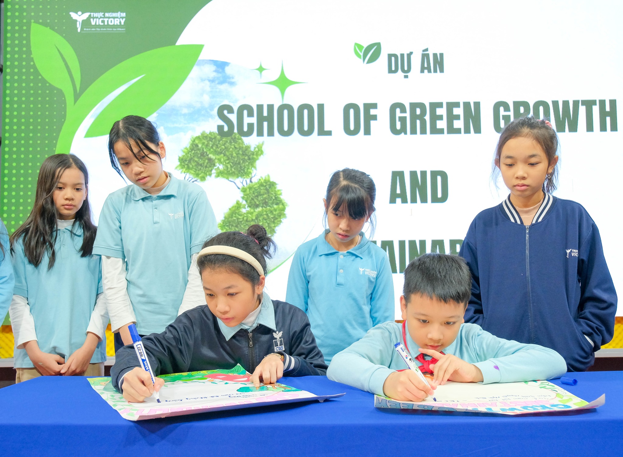VICSERS TIỂU HỌC KÝ CAM KẾT THỰC HIỆN DỰ ÁN “SCHOOL OF GREEN GROWTH AND SUSTAINABILITY” 77 429790153 786925870127991 2198808456278872496 n