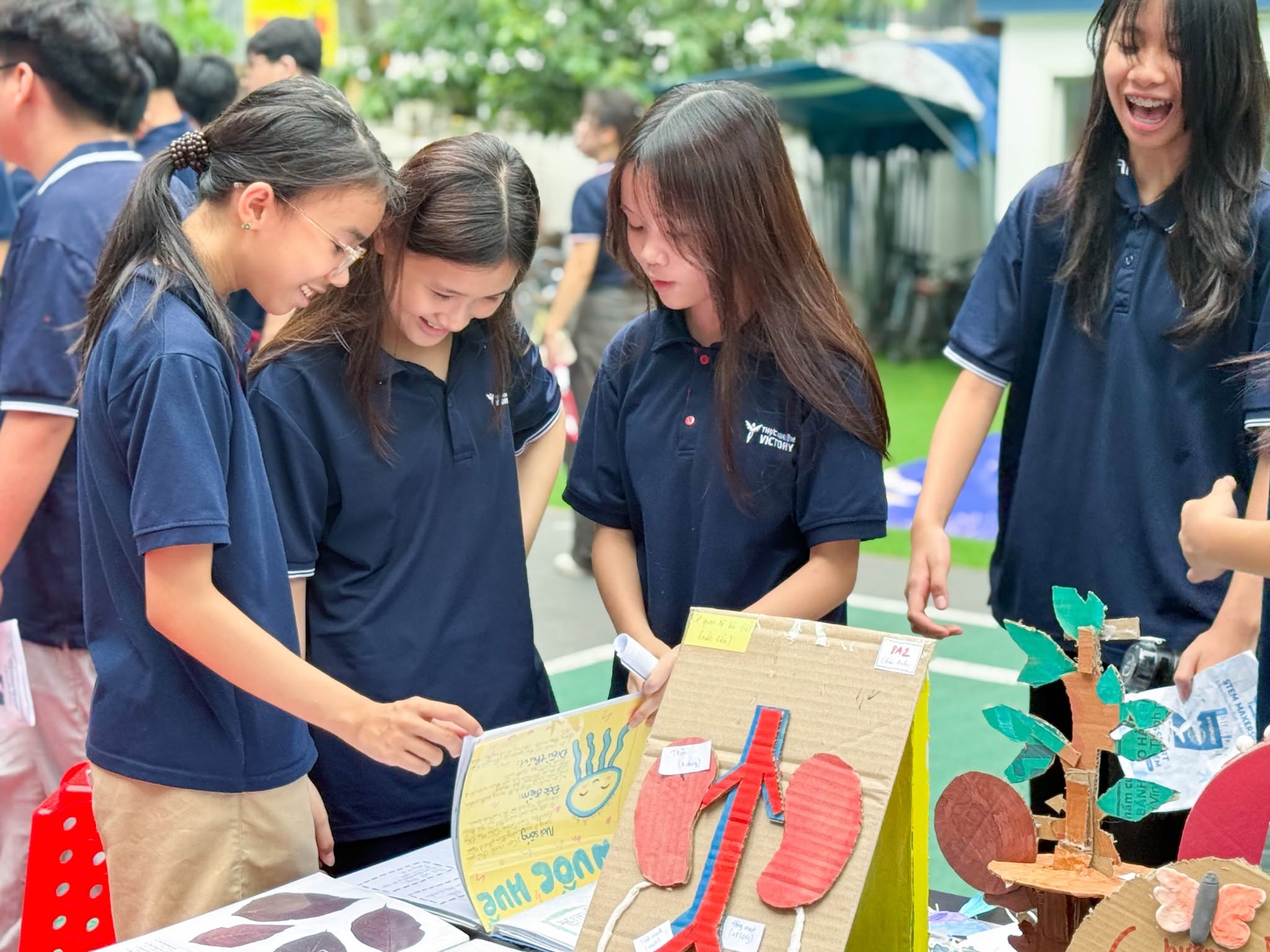 NGÀY HỘI STEM MAKERSPACE: WHERE IDEAS ARE BUILT, TESTED AND DISCOVERED 2 705388344 1441509324669639 8297200944479901911 n