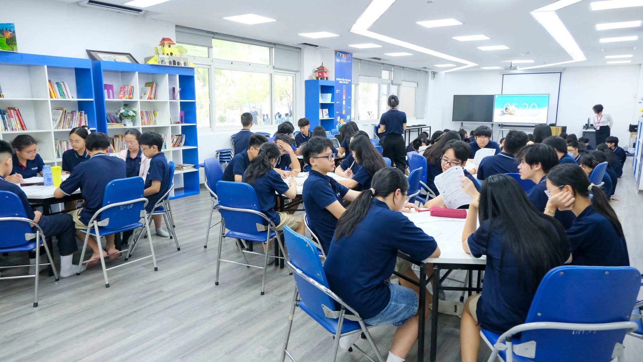 HƯỚNG NGHIỆP HÔM NAY - VỮNG BƯỚC NGÀY MAI CÙNG VICSERS K9 2 763740309 122202333566590852 5505548129324372009 n
