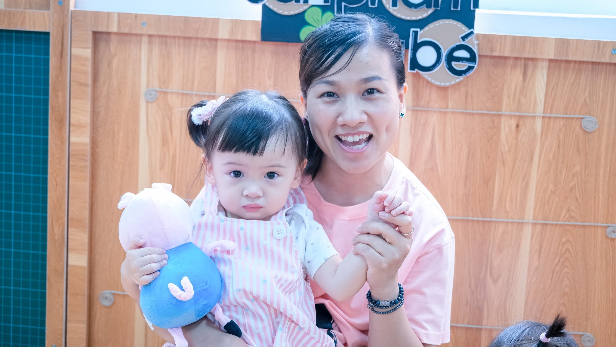 NGÀY HỘI ÁO HỒNG - LAN TỎA YÊU THƯƠNG, CHUNG TAY DỰNG XÂY TRƯỜNG HỌC HẠNH PHÚC 2 769144643 1674687507998050 6501080257931939009 n