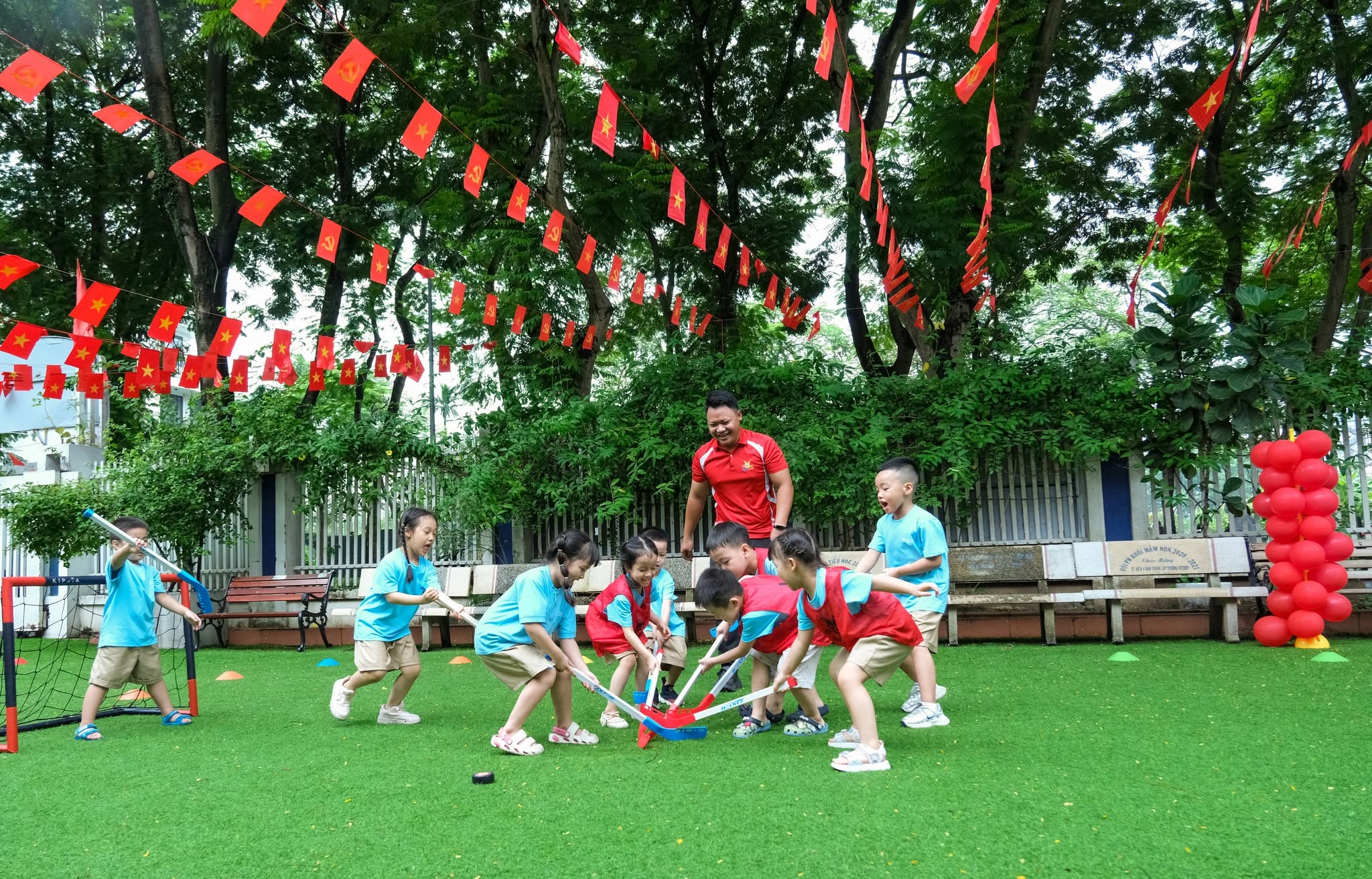 Những trải nghiệm thể thao đầu đời của các VICsers nhí 1 788758792 1695365922596875 1810753602409232041 n 1